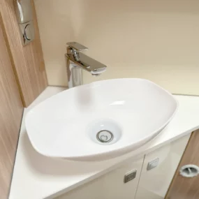 Burstner Limited T 727 G Bathroom Sink