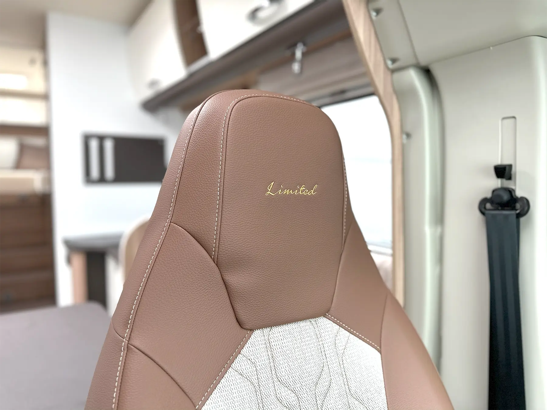 Burstner Limited T 727 G Limited Details