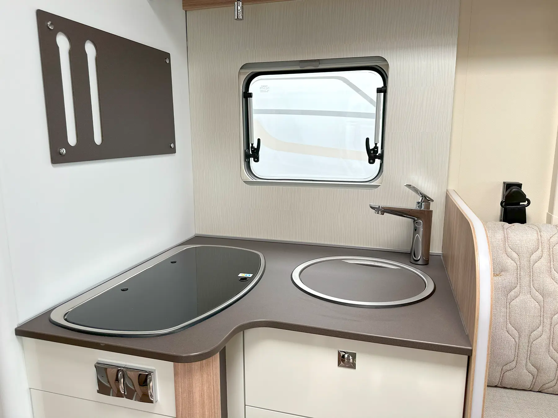 Burstner Limited T 727 G Limited Kitchen Worktop