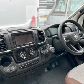 Burstner Limited T 727 G Multimedia System & Steering Wheel