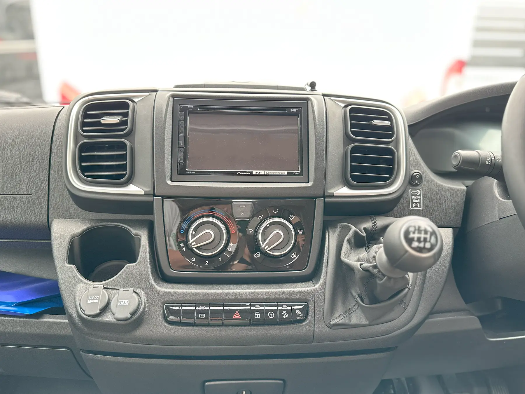 Burstner Limited T 727 G Multimedia System