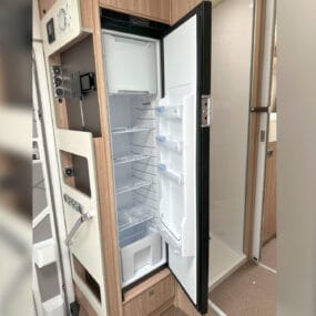 Burstner Limited T 727 G Thetford Fridge Freezer