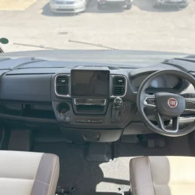 Burstner Lyseo I 727 G Harmony Line Motorhome - Head Unit