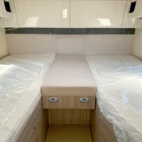 Burstner Lyseo I 727 G Harmony Line Motorhome - Twin Single Beds
