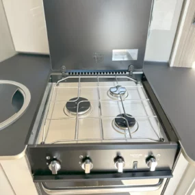 Burstner Lyseo I 727 G Harmony Line Motorhome - Two Gas Hob Burner
