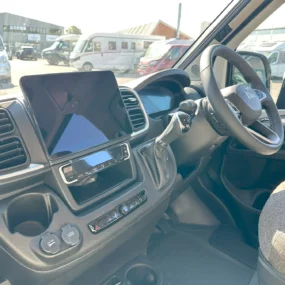Hymer Ayres Rock Pop Top Campervan Steering Wheel & Multimedia System