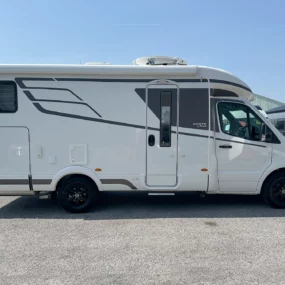 Hymer B-MC T 600 Whiteline Exterior Right Side
