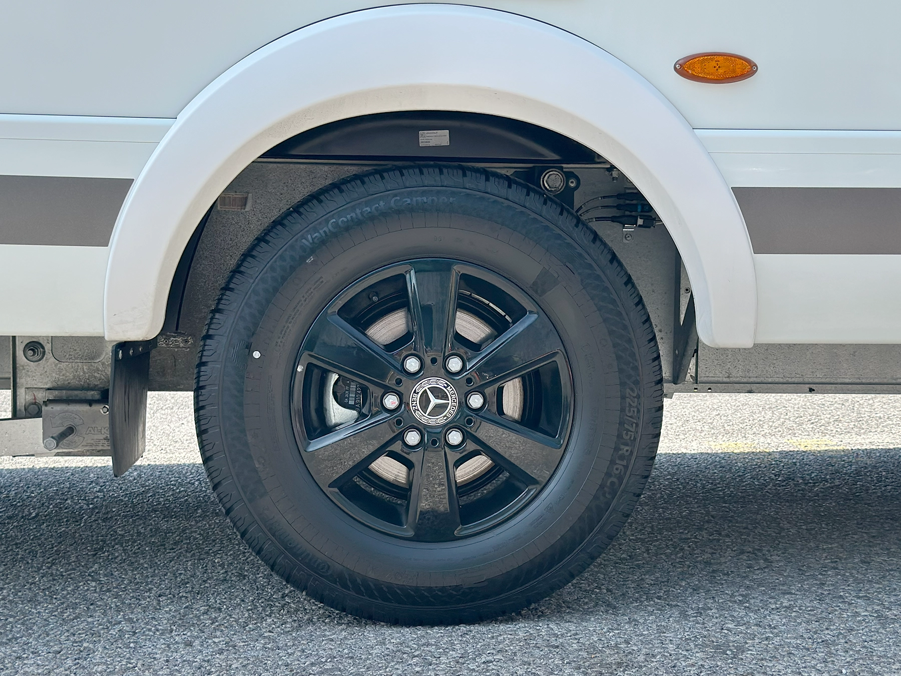 Hymer B-MC T 600 Whiteline Exterior Tyre