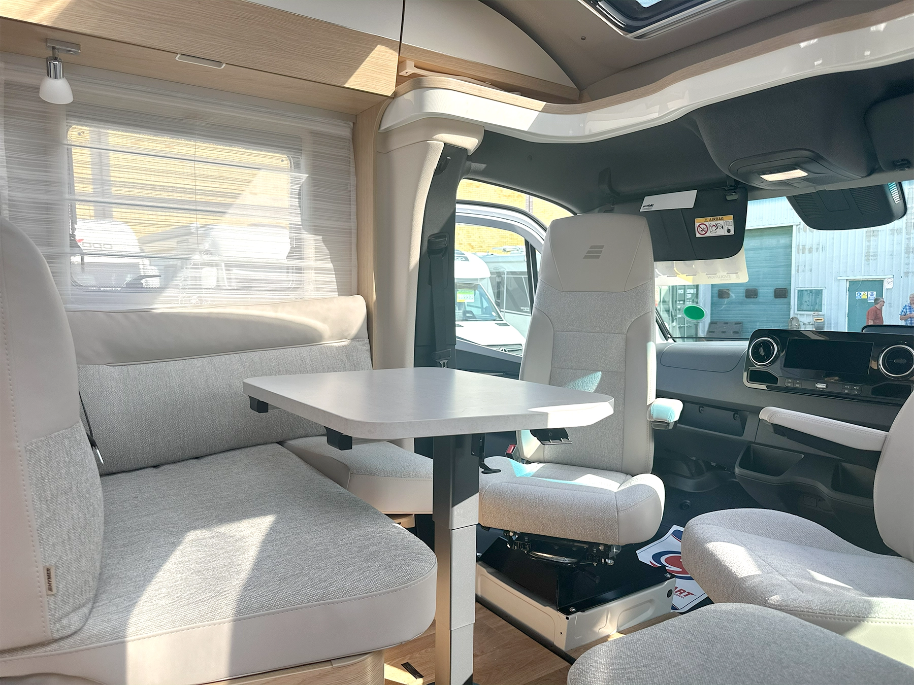 Hymer B-MC T 600 Whiteline Lounge