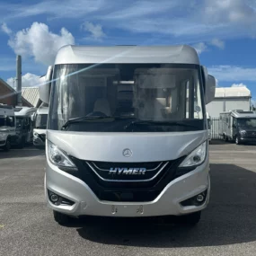 Hymer B-MC I 680 Exterior Front