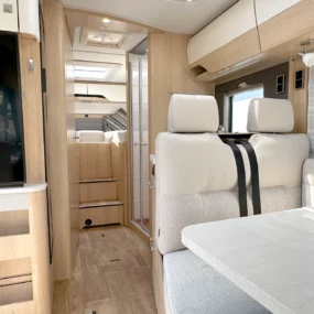 Hymer B-MC I 680 Interior
