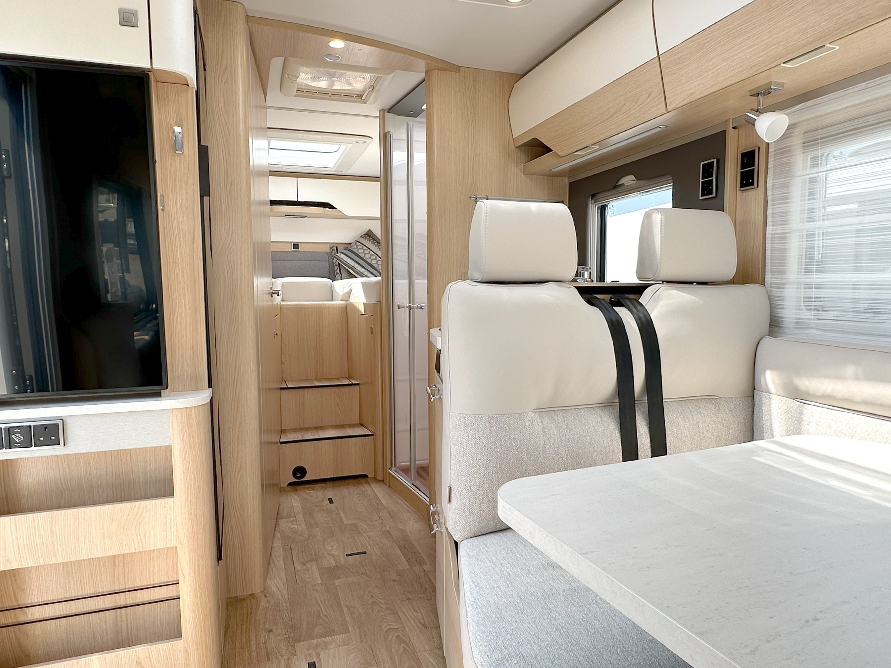 Hymer B-MC I 680 Interior