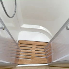 Hymer B-MC I 680 Shower Floor