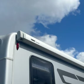 Hymer B-MC I 680 Thule Awning