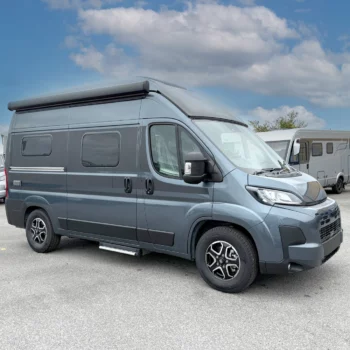 Hymer Ayers Rock Campervan 2559 - Exterior Front Right