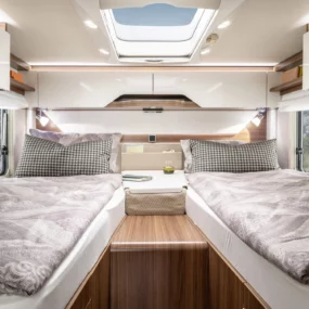 Hymer B-MC I 580 Motorhome - Bedroom Beds