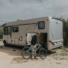 Hymer B-MC I 580 Motorhome - Lifestyle Cycles Into Garage