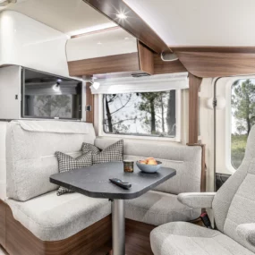 Hymer B-MC I 580 Motorhome - Lounge Lit