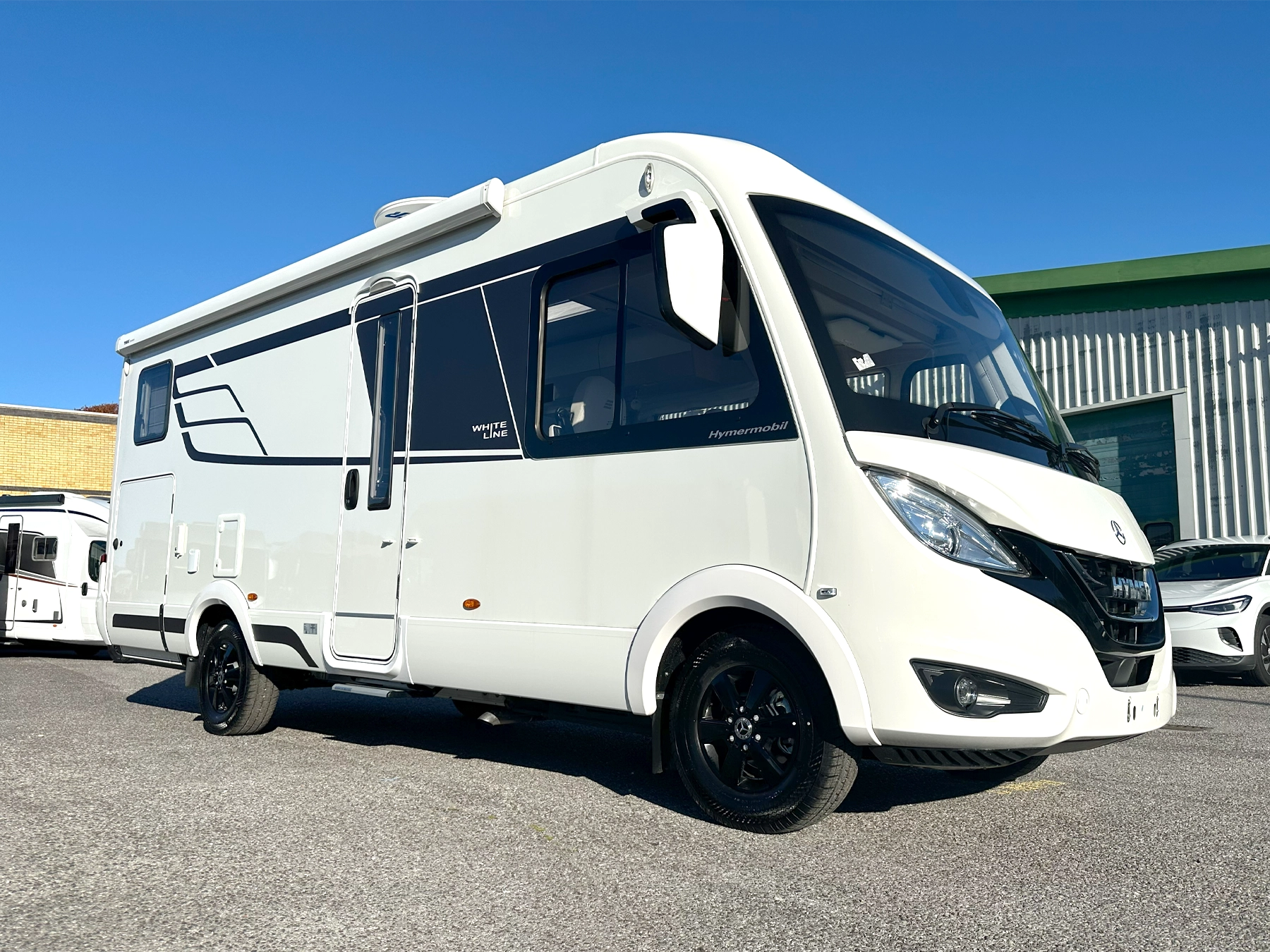 Hymer B-MC I 600 Whiteline Motorhome 7045 - Exterior Front Right Persp