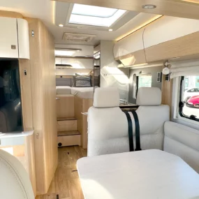 Hymer B-MC I 600 Whiteline Motorhome 7045 - Interior