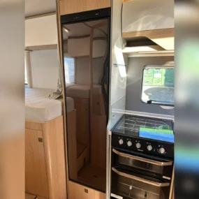 Hymer B-MC I 600 Whiteline Motorhome 7045 - Kitchen Fridge