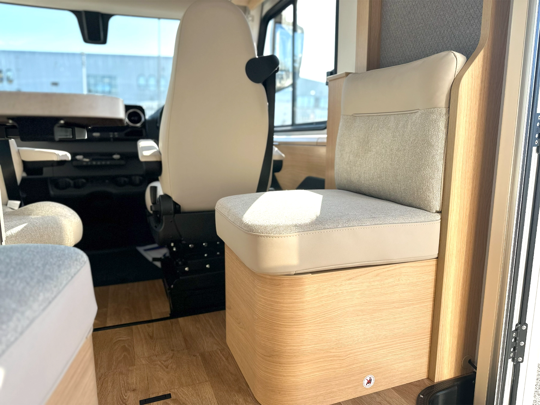 Hymer B-MC I 600 Whiteline Motorhome 7045 - Lounge Footstool