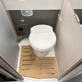 Hymer Ayres Rock Pop Top Bathroom