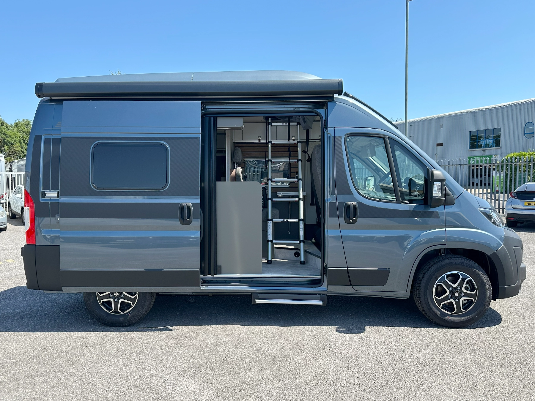 Hymer Ayres Rock Pop Top Exterior Habitation Door Open