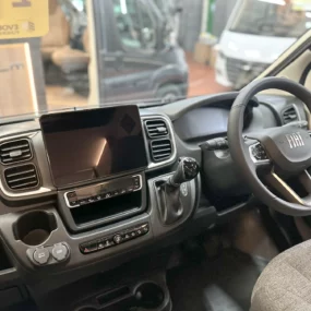 Hymer Ayres Rock Pop Top Steering Wheel & Multimedia System