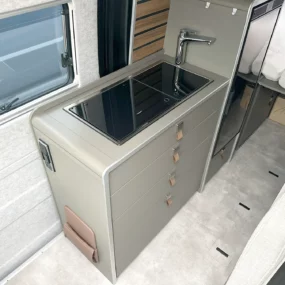 Hymer Yellowstone 640 Kitchen Area