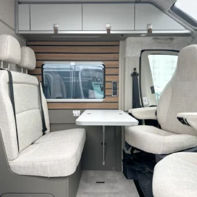 Hymer Yellowstone 640 Lounge Area