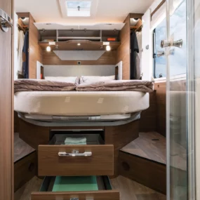 Hymer B-ML I 790 Motorhome - Bedroom Lifestyle