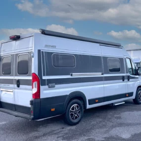 Hymer Yellowstone 640 Campervan 2620 - Exterior Rear Right