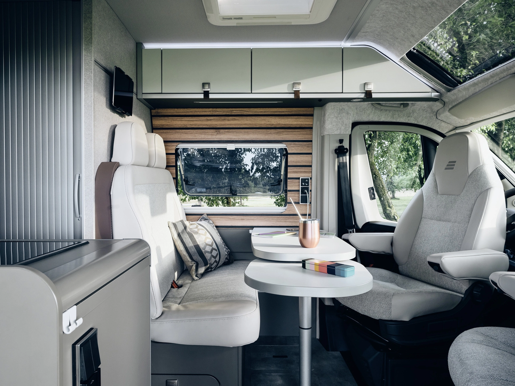 Hymer Yellowstone Campervan - Lounge Area