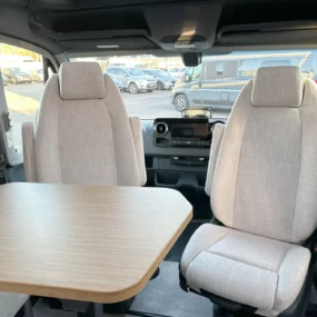 Hymer ML-T 570 Xperience Swivel Cab Seats