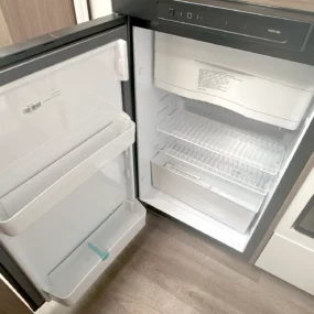 Carado V132 Pro Thetford Fridge