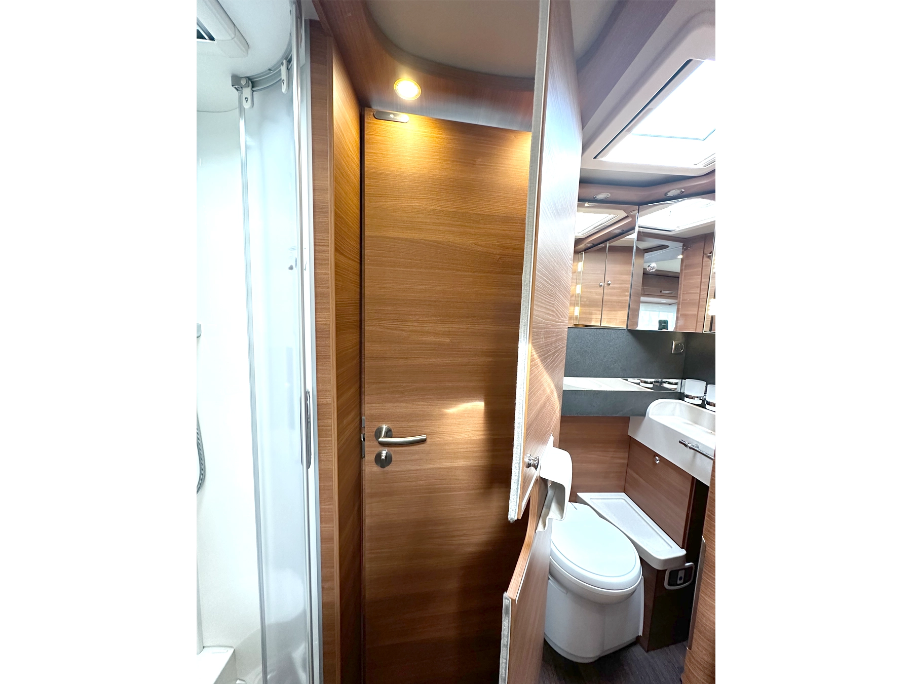 Carthago Chic C-Line I Motorhome - Bathroom Door