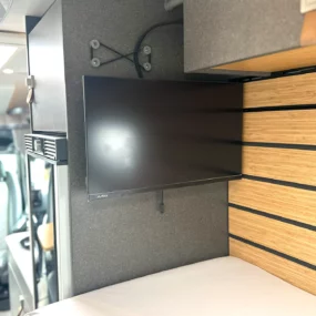 Hymer ML-T 570 Crossover 4X4 AVTEX TV rear
