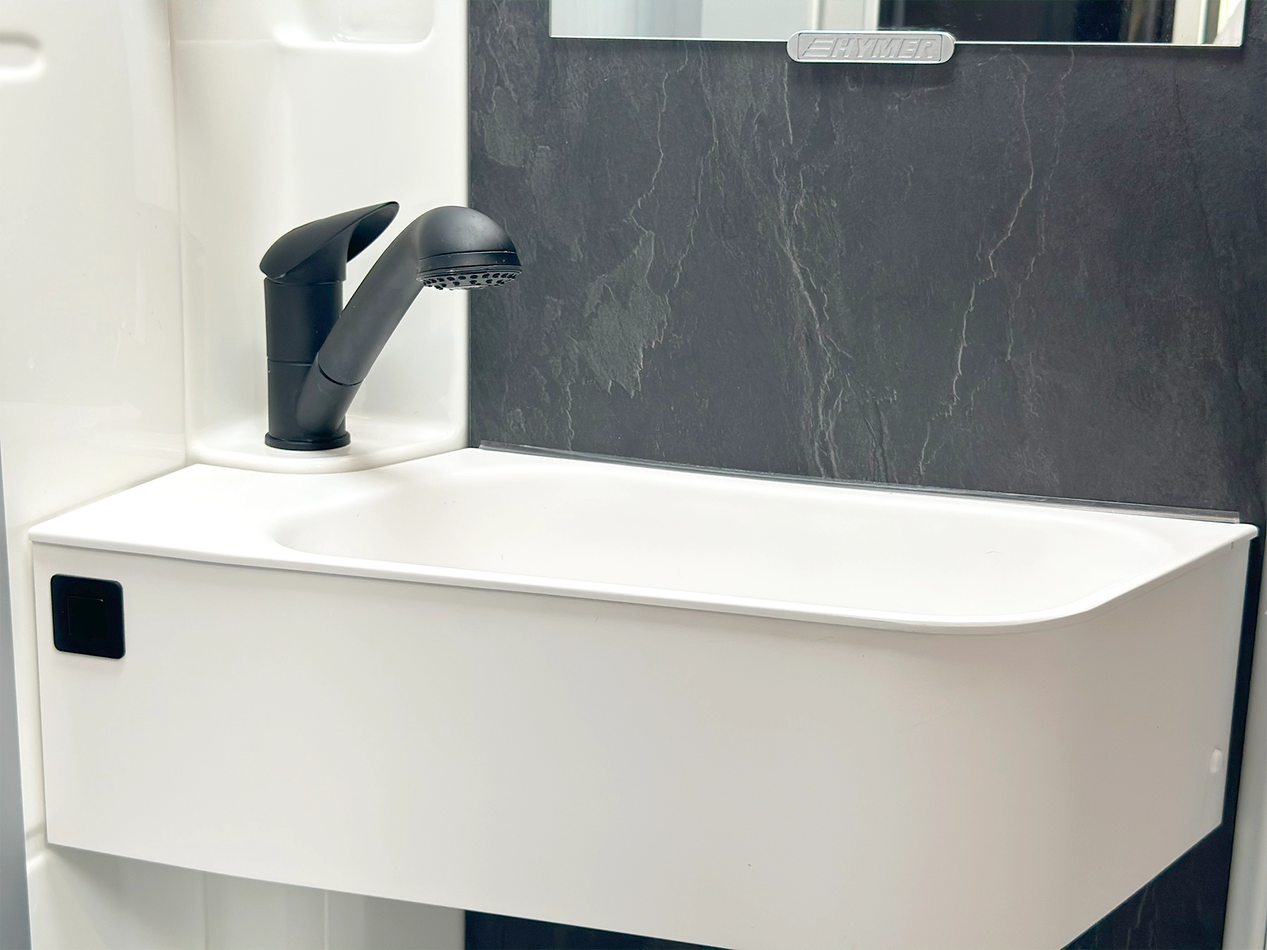 Hymer ML-T 570 Crossover 4X4 Bathroom Sink