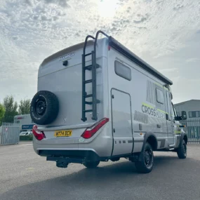 Hymer ML-T 570 Crossover 4X4 Exterior Rear Left Side