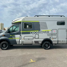 Hymer ML-T 570 Crossover 4X4 Exterior Right Side