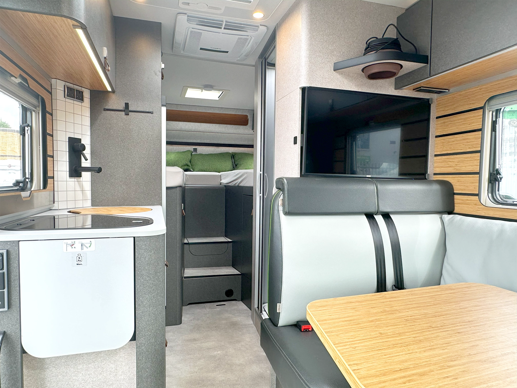 Hymer ML-T 570 Crossover 4X4 Interior