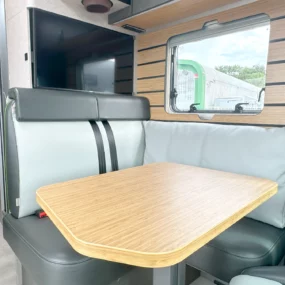 Hymer ML-T 570 Crossover 4X4 Lounge Area