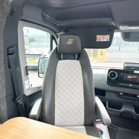 Hymer ML-T 570 Crossover 4X4 Passenger Seat