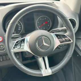 Hymer ML-T 570 Crossover 4X4 Steering Wheel
