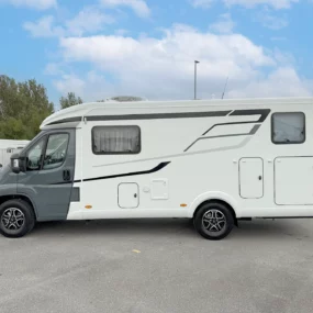 Hymer Exsis-T 580 Pure Exterior Left Side