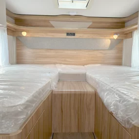 Hymer Exsis-T 580 Twin Single Rear Beds