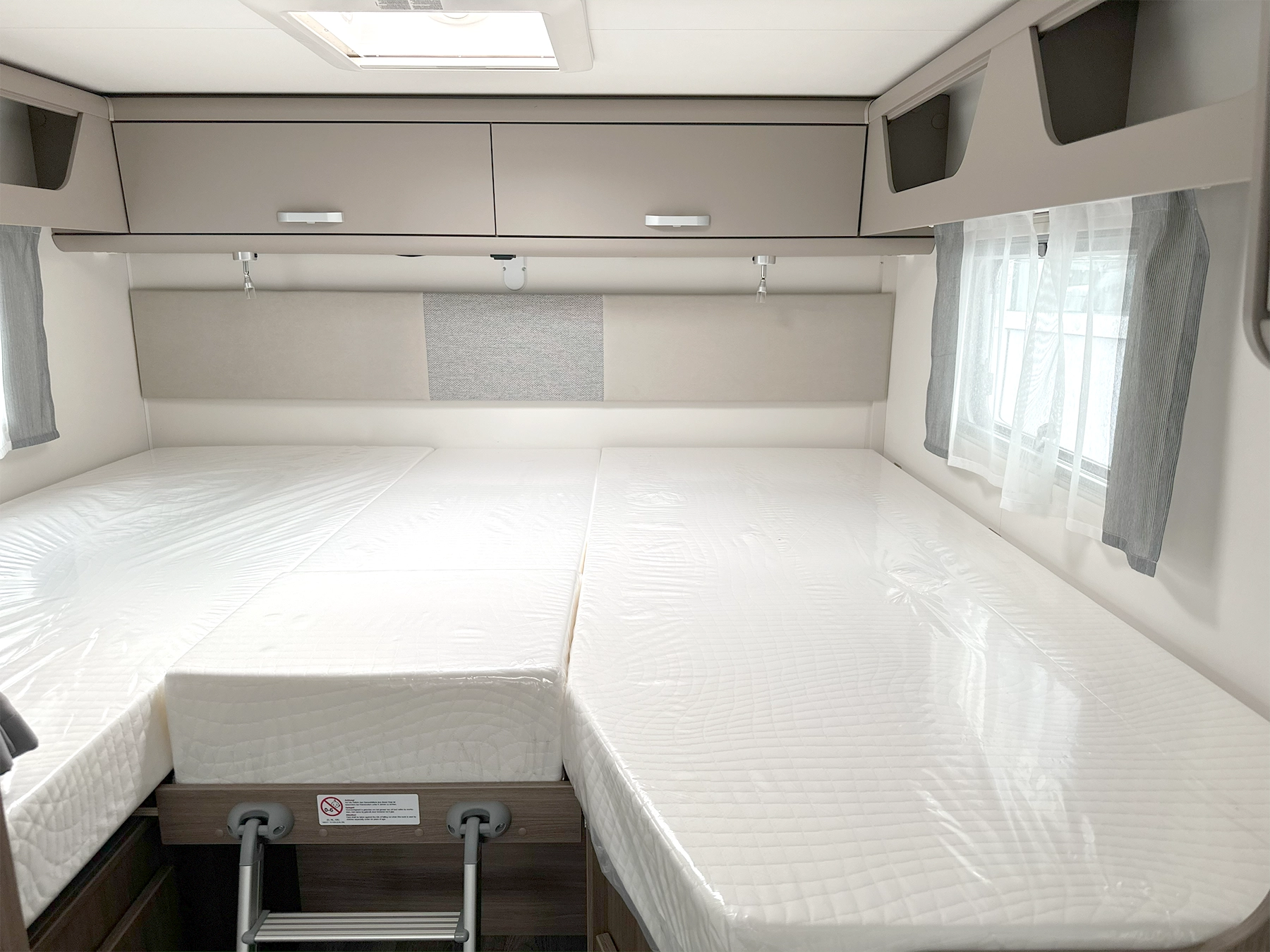 Carado T338 Twin Single Bed Extended