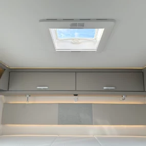 Carado T447 Pro + Bedroom Skylight