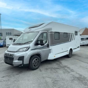 Carado T447 Pro + Exterior Front Left